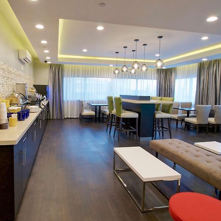 Days Inn & Suites By Wyndham Порт Артър Екстериор снимка